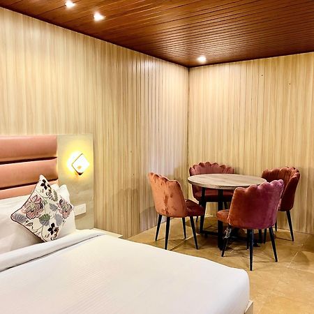 Hotel Pride Inn - 800 Mts From Mall Road Mussoorie Zewnętrze zdjęcie