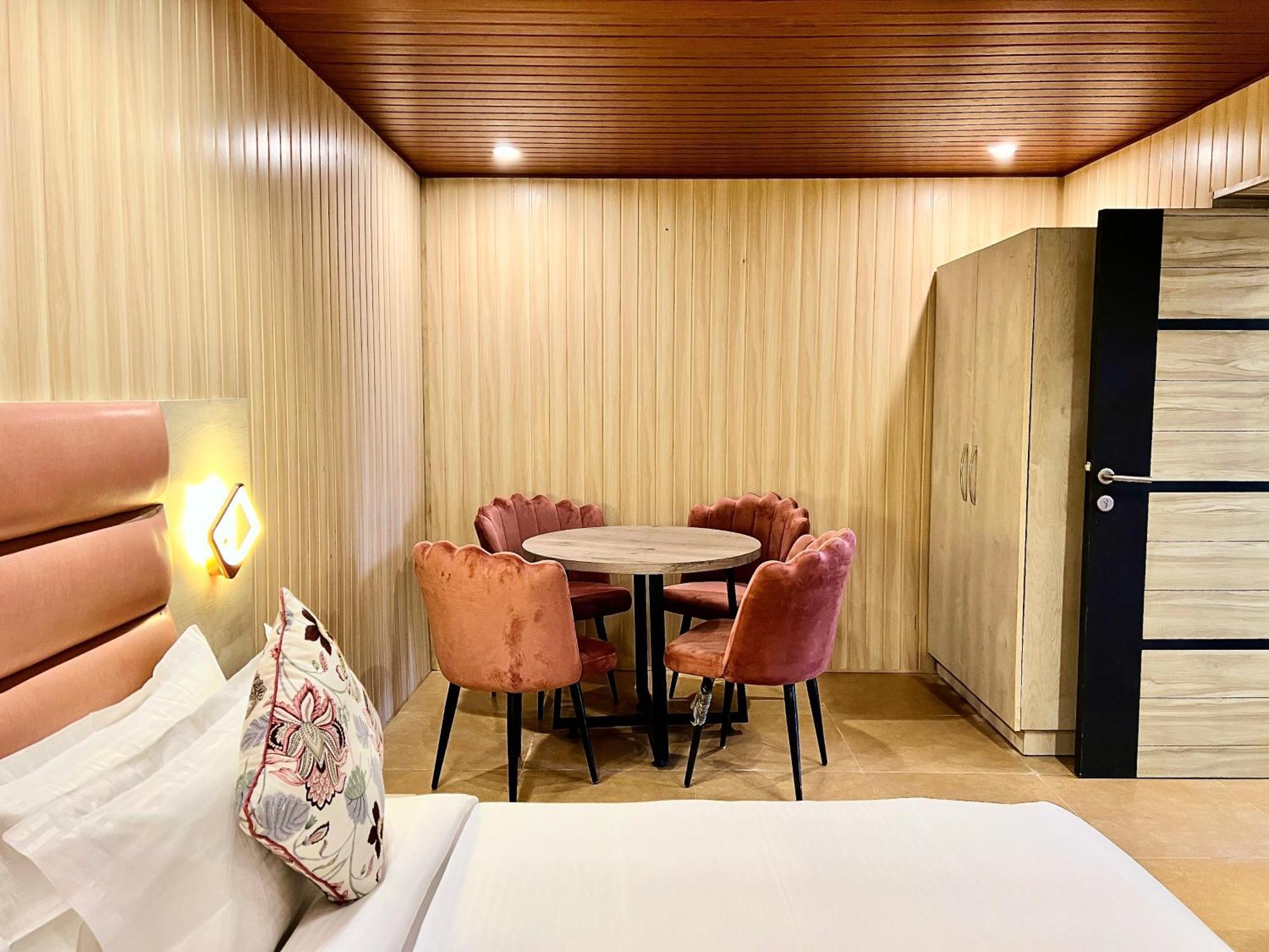 Hotel Pride Inn - 800 Mts From Mall Road Mussoorie Zewnętrze zdjęcie