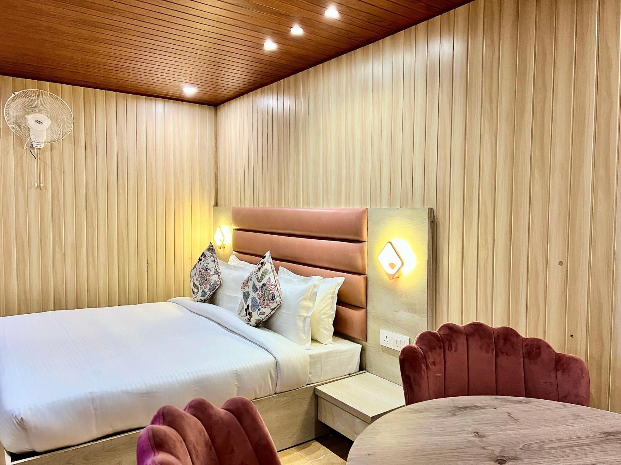 Hotel Pride Inn - 800 Mts From Mall Road Mussoorie Zewnętrze zdjęcie