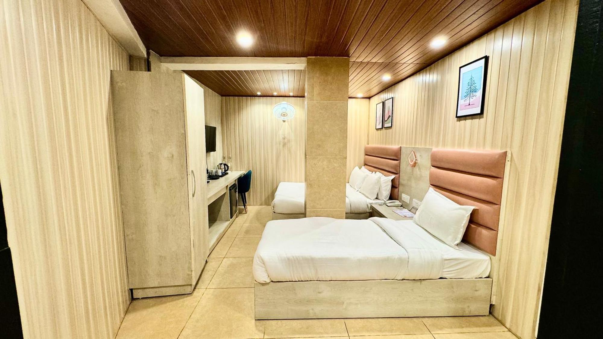Hotel Pride Inn - 800 Mts From Mall Road Mussoorie Zewnętrze zdjęcie