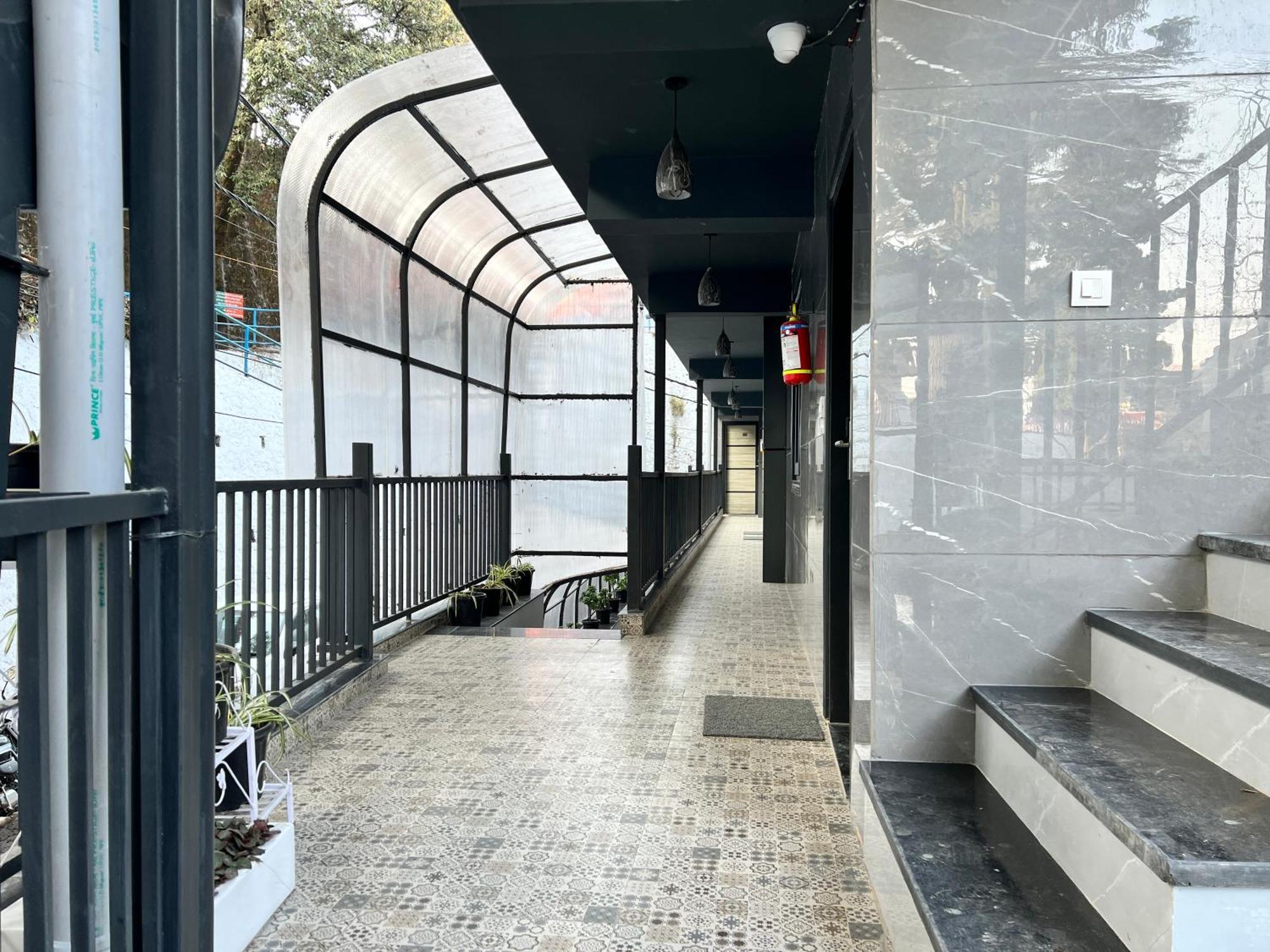 Hotel Pride Inn - 800 Mts From Mall Road Mussoorie Zewnętrze zdjęcie