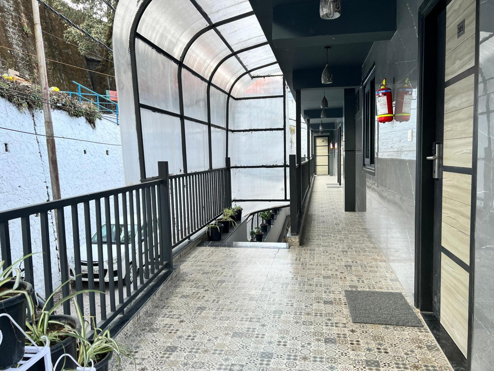 Hotel Pride Inn - 800 Mts From Mall Road Mussoorie Zewnętrze zdjęcie